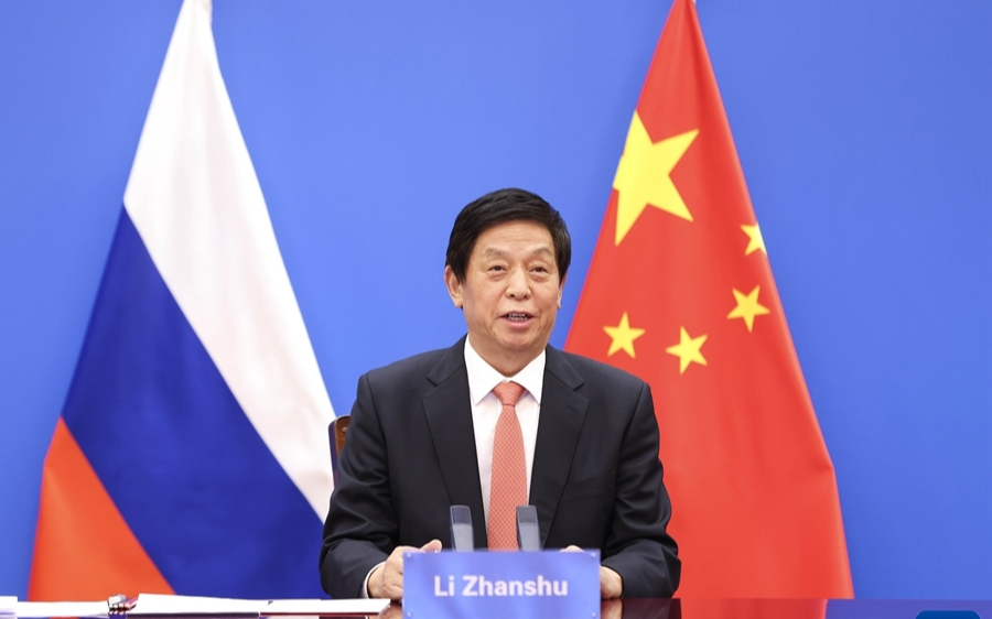 Китай выступил за расширение законодательной поддержки сотрудничества с Россией