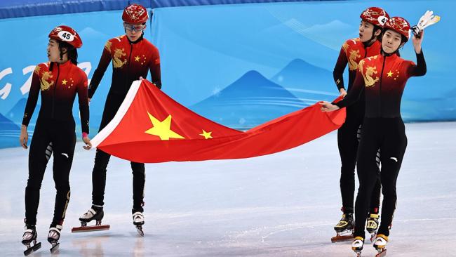Китайские спортсменки заняли третье место в эстафете на 3000 метров по шорт-треку