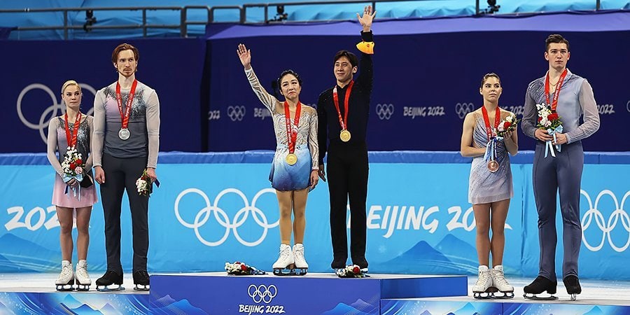 Тарасова и Морозов завоевали серебро в соревнованиях спортивных пар на ОИ-2022