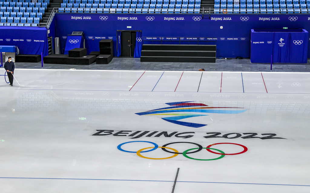 Передовые технологии производства и заливки льда служат зимним Олимпийским играм в Пекине