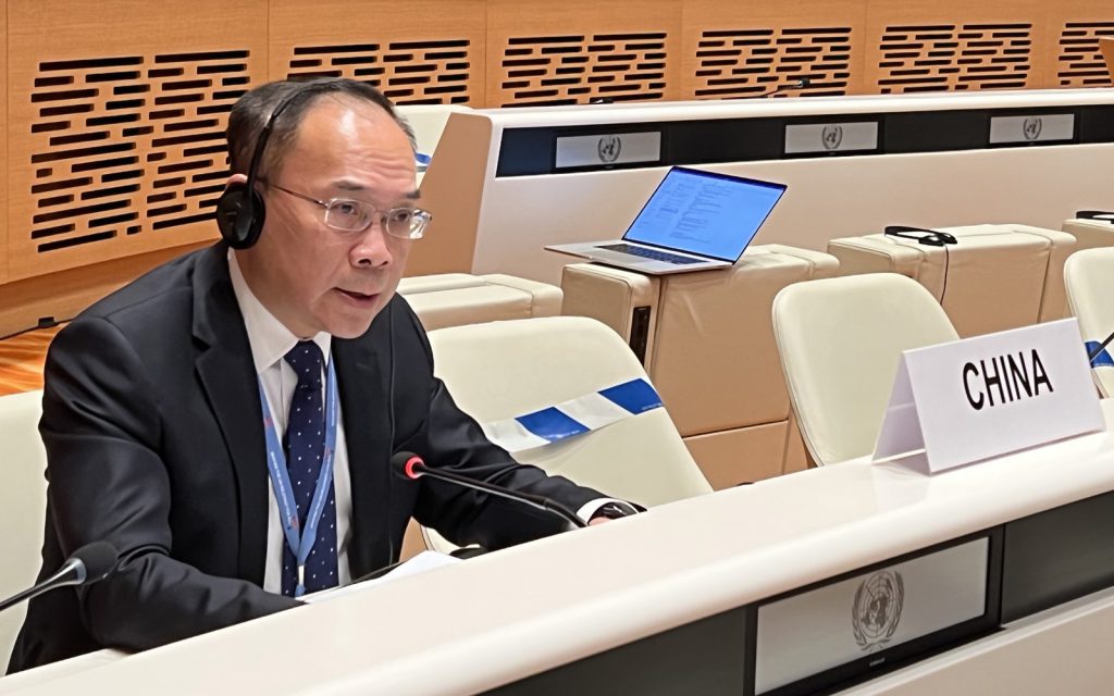 Китай от имени более 40 стран призвал УВКПЧ провести конструктивный диалог и сотрудничество