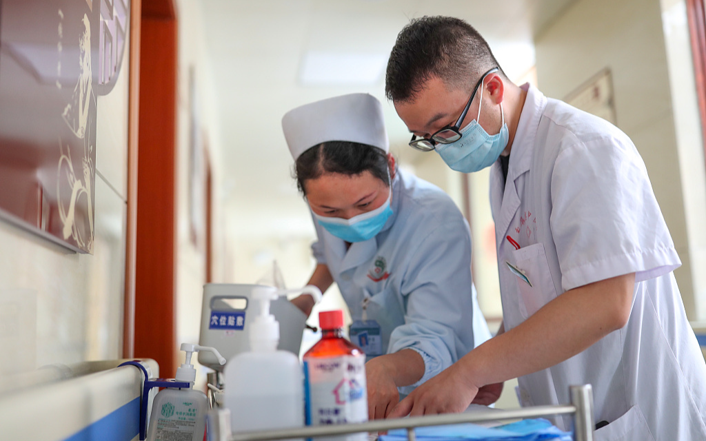 К 2025 году в Китае будет насчитываться 5,5 млн медсестер