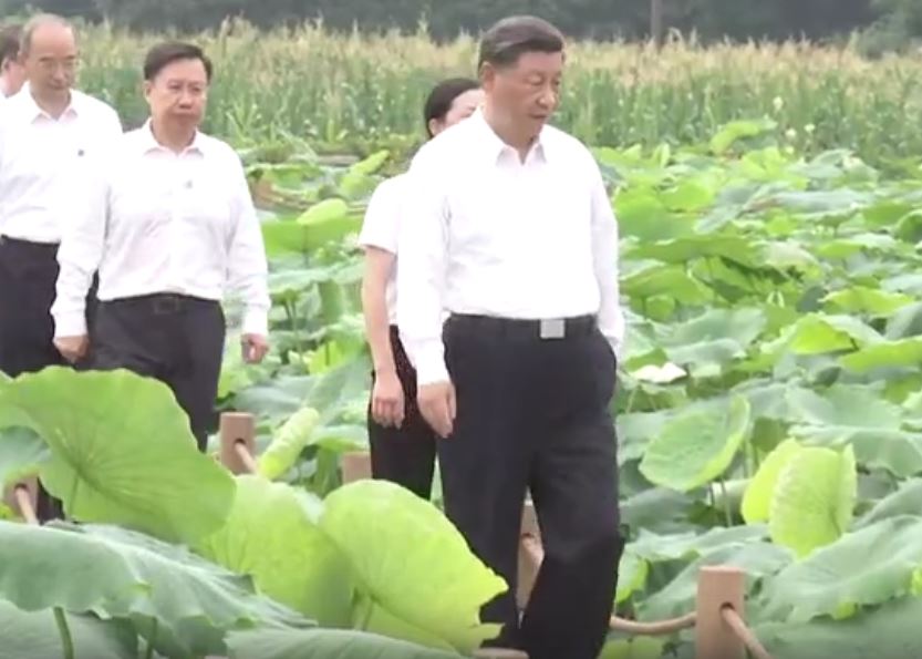 Председатель КНР Си Цзиньпин посетил с инспекционной поездкой район Дунпо