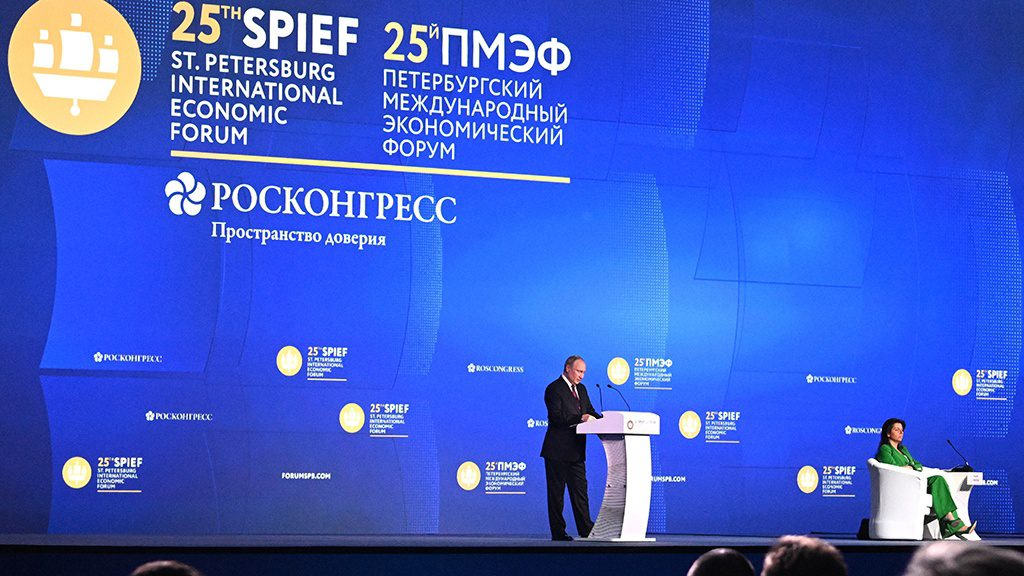 Песков рассказал о подготовке выступления Путина на ПМЭФе