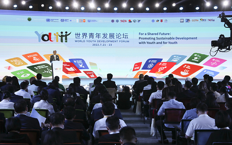 ​В Пекине открылся Всемирный молодежный форум развития