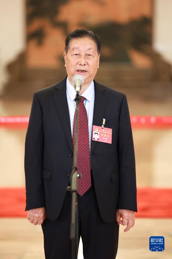 Делегат 20-го съезда Линь Чжаньси: цзюньцао — подарок всему миру