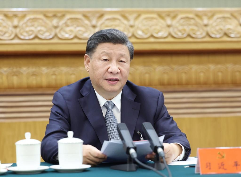 В Пекине состоялось первое заседание Президиума 20-го съезда Компартии Китая