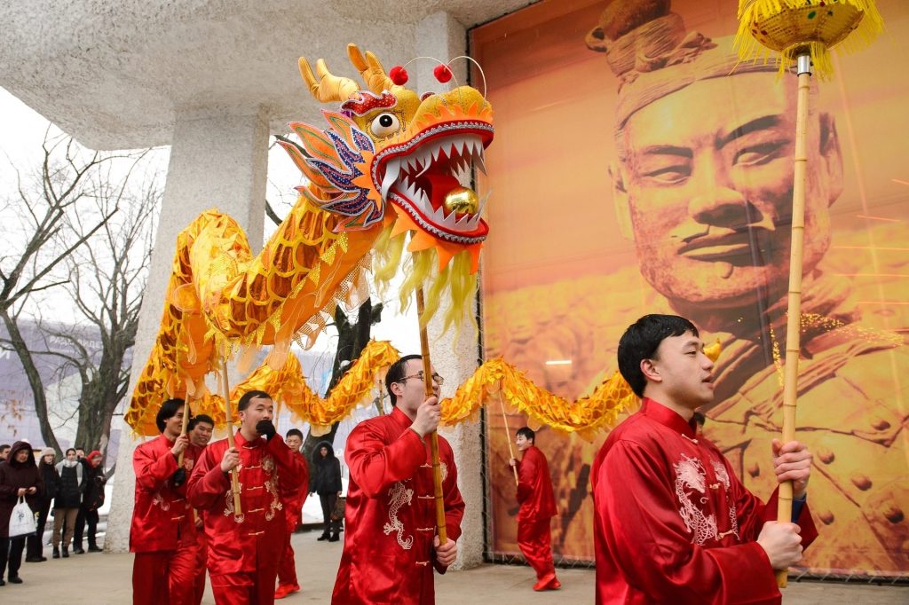 24 декабря в Москве ВДНХ прошло костюмированное шествие  в честь Дня зимнего солнцестояния, которое традиционно празднуется в Китае