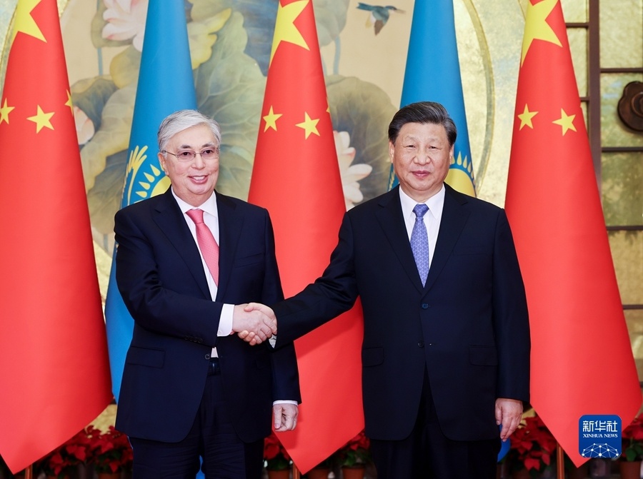Си Цзиньпин провел переговоры с Президентом Казахстана Токаевым