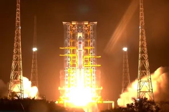 Китай запустил грузовой космический корабль «Тяньчжоу-7»