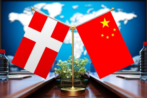 Зампредседателя КНР Хань Чжэн провел в Пекине встречу с министром иностранных дел Дании Ларсом Расмуссеном