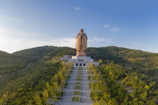 9-й Нишаньский форум Всемирной цивилизации пройдет с 26 по 28 сентября на родине Конфуция — в городе Цюйфу провинции Шаньдун на востоке Китая