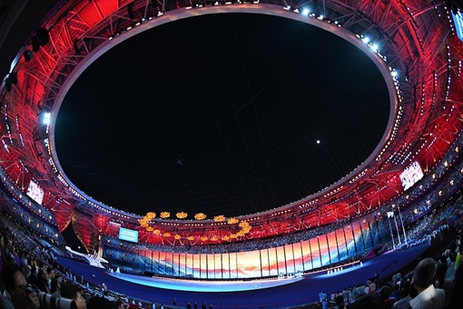 На стадионе Олимпийского спортивного центра Ханчжоу прошла церемония закрытия 4-ых Паразиатских игр