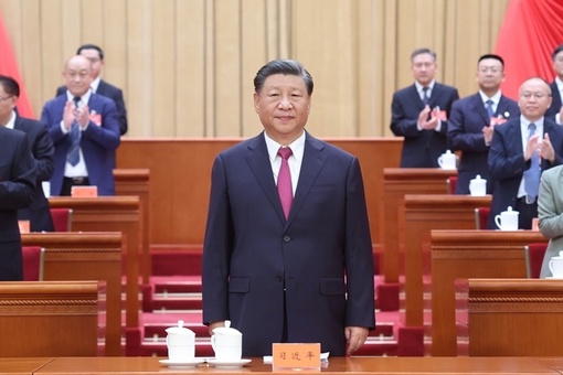 В Доме народных собраний в Пекине в понедельник открылся 18-й съезд Всекитайской федерации профсоюзов