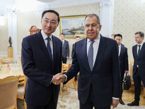 26 февраля С.В.Лавров принял заместителя Министра иностранных дел Китайской Народной Республики Сунь Вэйдуна, находящегося в Москве с рабочим визитом.