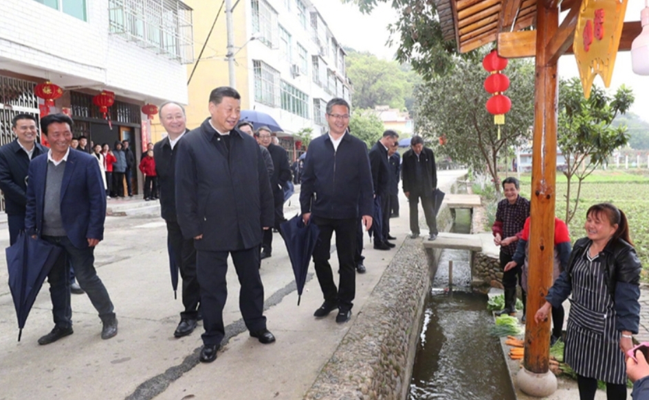 Си Цзиньпин во время инспекционной поездки в провинцию Фуцзянь посетил уезд Шасянь