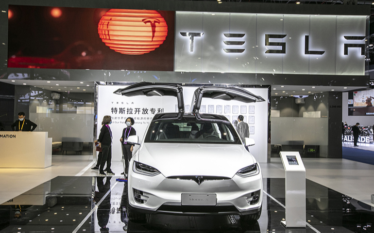 На 5-м Китайском международном импортном ЭКСПО (CIIE-2022) демонстрируется множество автомобилей на новых источниках энергии