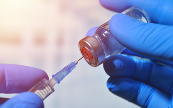 Китай предоставил более 120 странам и международным организациям порядка 2 млрд доз вакцин от COVID-19