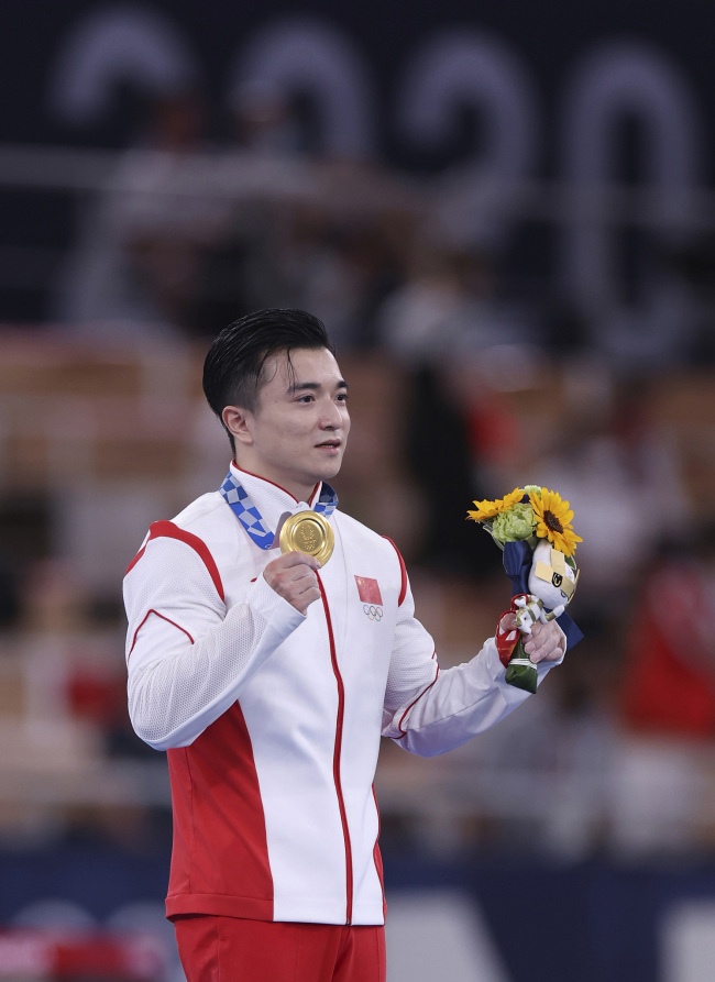 Китайский гимнаст Лю Ян завоевал золото в упражнениях на кольцах на Олимпиаде в Токио