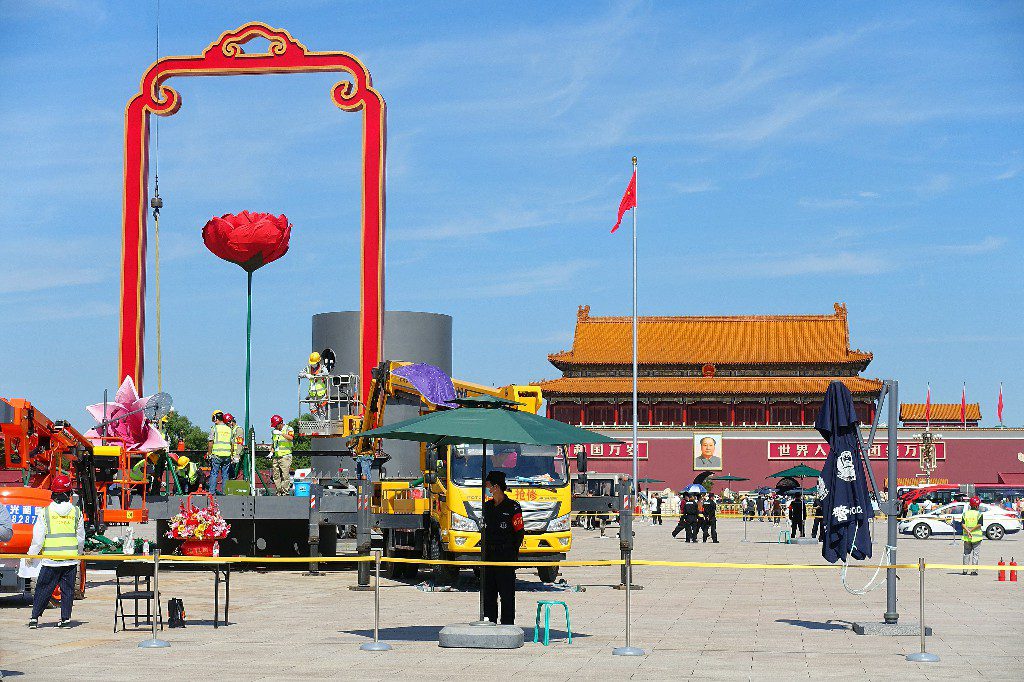 В преддверии Дня образования КНР на площади Тяньаньмэнь и вдоль проспекта Чанъаньцзе появятся цветочные композиции