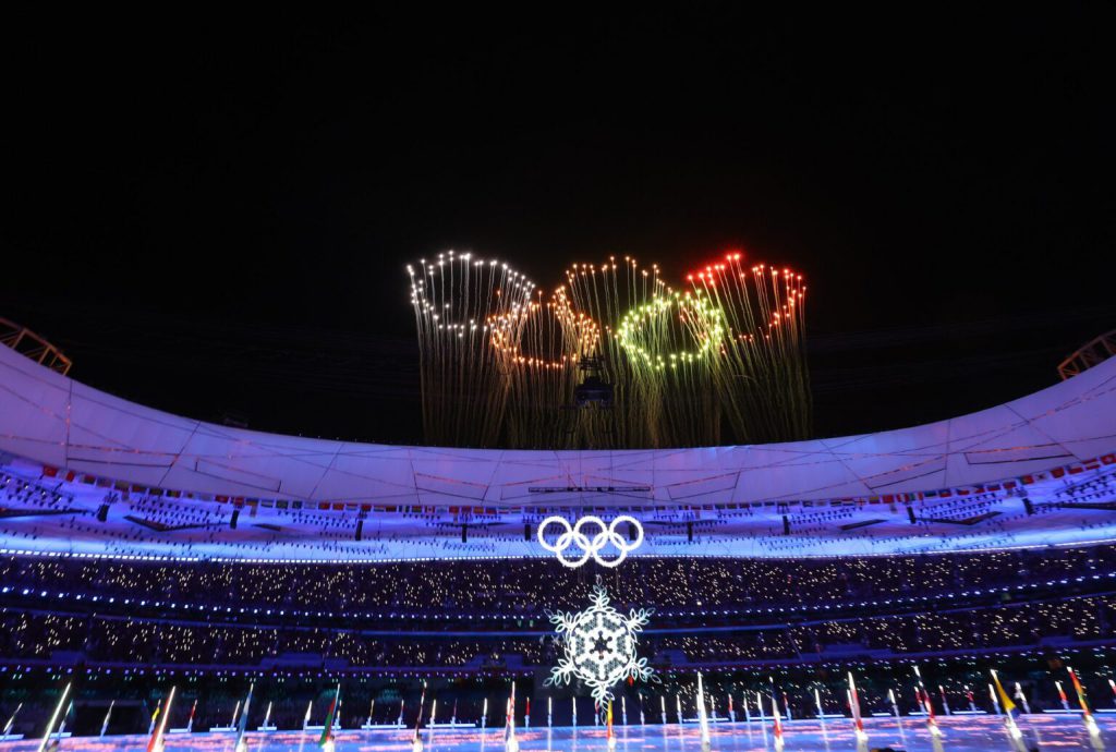 Огонь Игр-2022 погас на пекинском стадионе «Птичье гнездо». Главные соревнования планеты, подарившие болельщикам 16 незабываемых дней соревнований, официально завершены.