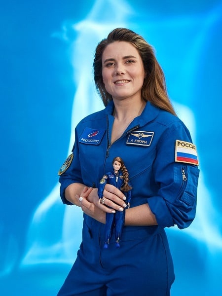Анна Кикина, единственная женщина в отряде космонавтов Роскосмоса уже на протяжении нескольких недель проходит предстартовую подготовку