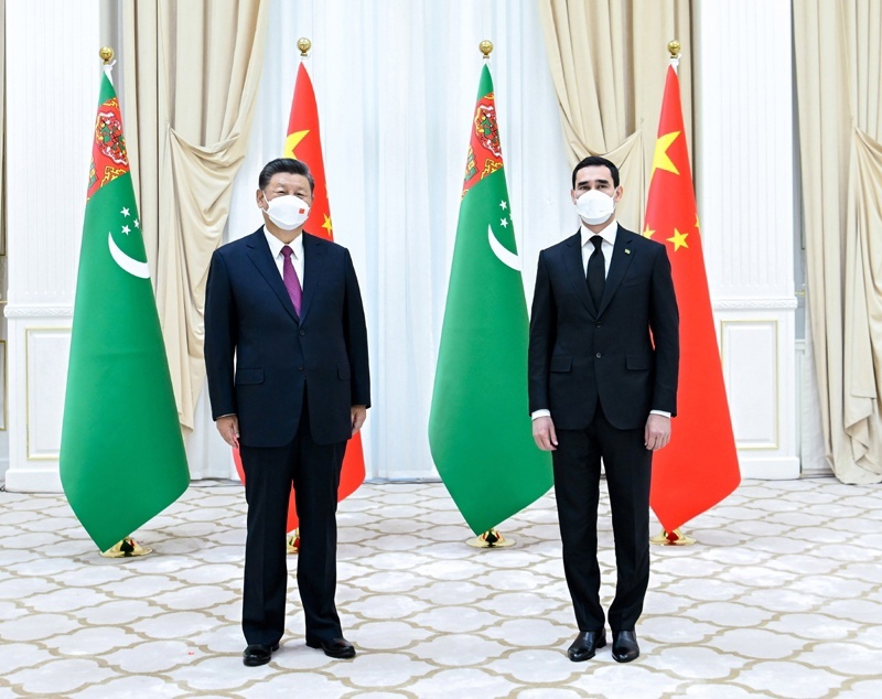 Председатель КНР Си Цзиньпин в Самарканде встретился с президентом Туркменистана Сердаром Бердымухамедовым