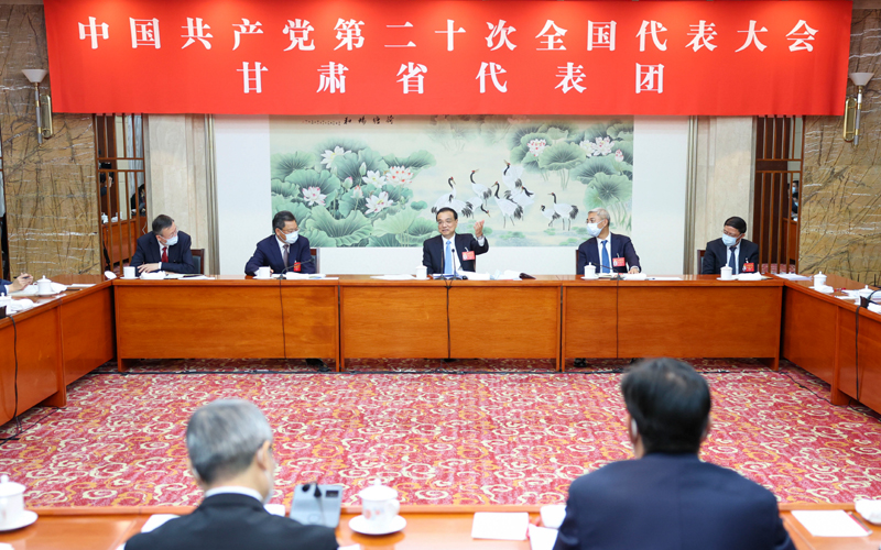 Ли Кэцян призвал продолжать работу по всестороннему построению модернизированного социалистического государства