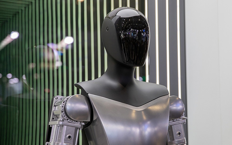 Искусственный интеллект ускоряет разработку роботов-гуманоидов в Китае