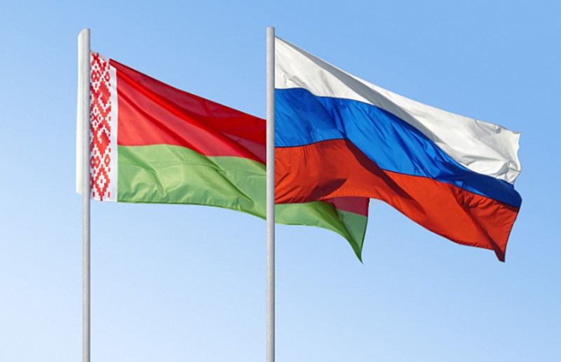Лидеры России и Беларуси обсуждают мирное урегулирование в Украине, экономику и космическую сферу