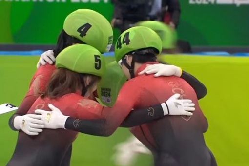 Команда Китая по шорт-треку завоевала золото в смешанной эстафете  на зимних юношеских Олимпийских играх в Республике Корея