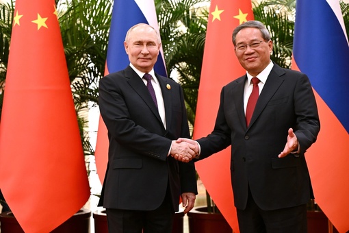 В Пекине Владимир Путин встретился с Премьером Госсовета КНР Ли Цяном