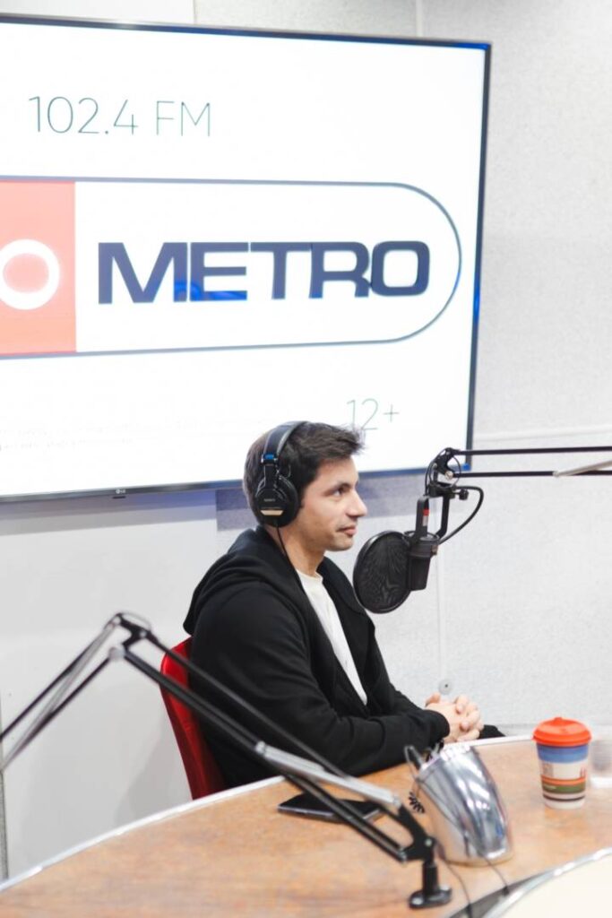 Антон Момот