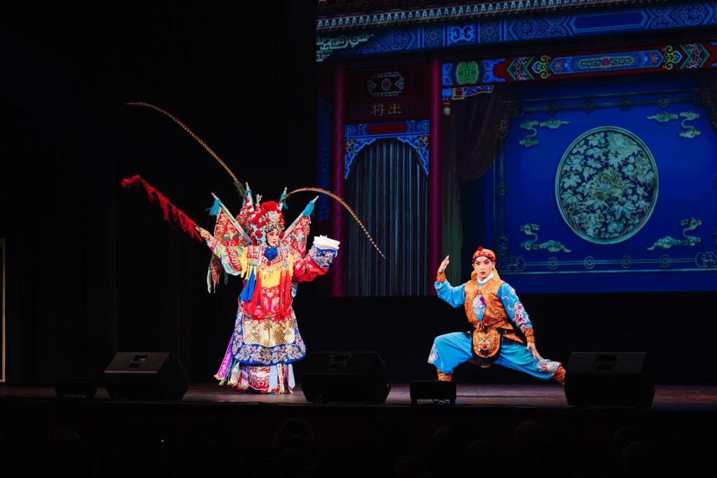 Родной Китай, радостная встреча в Санкт-Петербурге