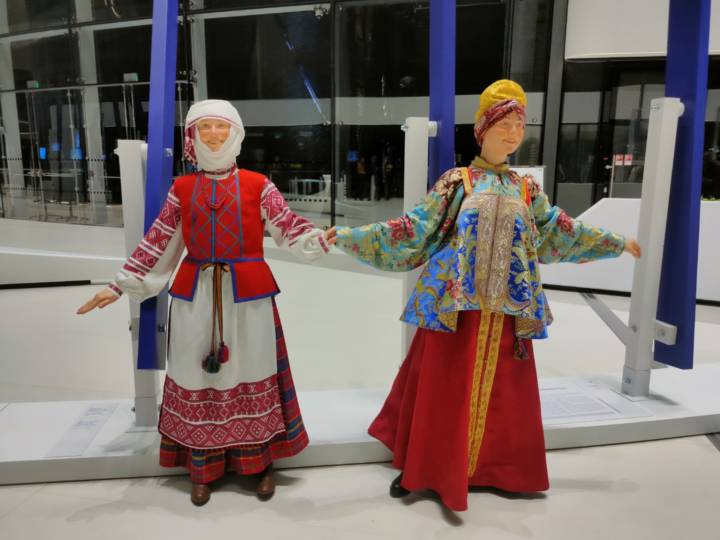 В Санкт-Петербурге открыли инсталляцию креативных индустрий «Путь шедевра», в рамках фестиваля креативных индустрий «Друзья Петербурга»