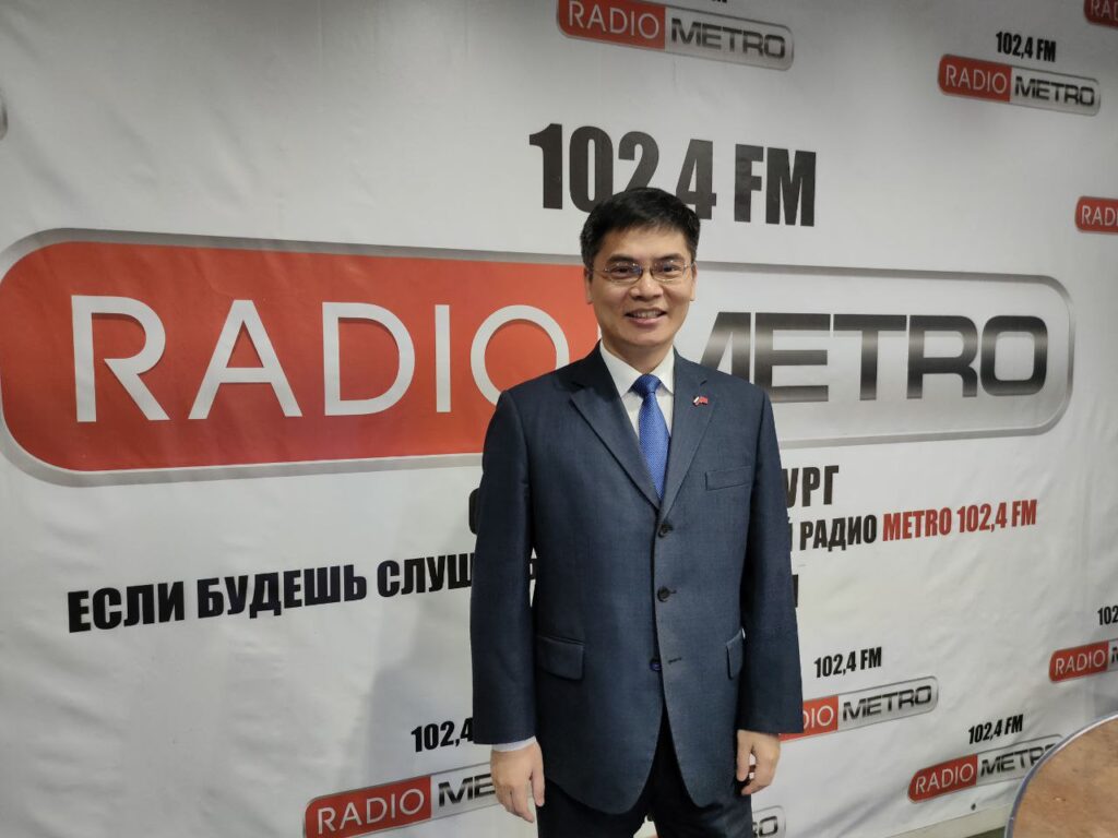 Чжан Сяоцзинь — временно исполняющий обязанности генерального консул КНР в Санкт-Петербурге