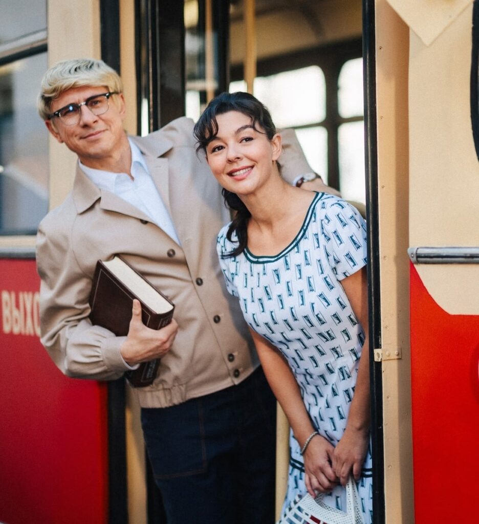 Тимур Батрутдинов и Марина Кравец примерили образы легендарных героев