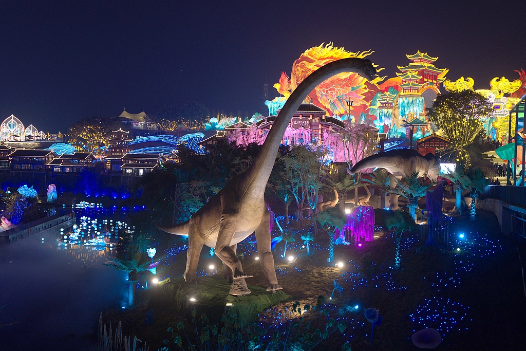 23 января официально стартовал фестиваль фонарей в городе Цзыгун