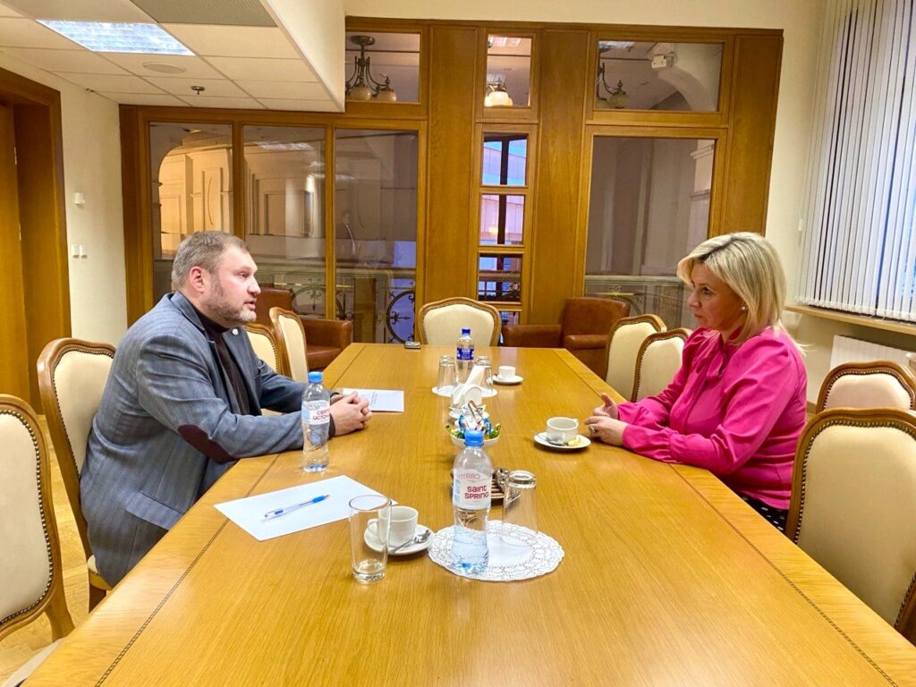 В МИД России состоялась встреча между официальным представителем МИД России Марией Захаровой и председателем РАСПП Виталием Манкевичем