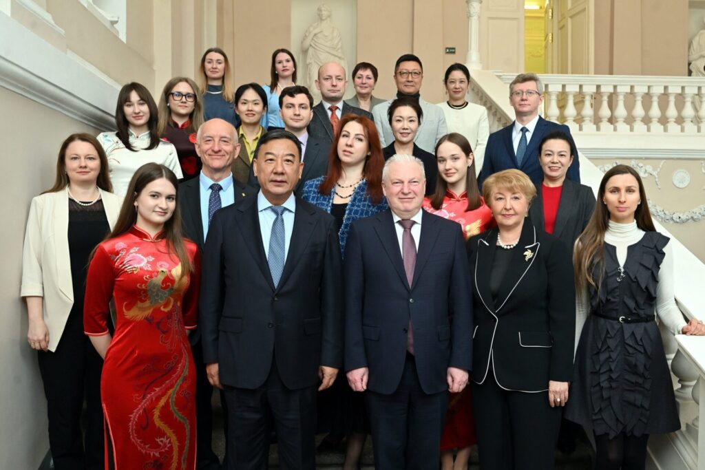 Встреча с Народным университетом Китая в СПбГЭУ