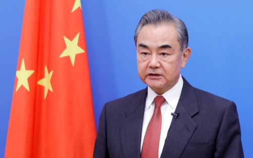 Глава МИД Китая назвал «неприемлемыми» удары США и Израиля по Ирану во время переговоров