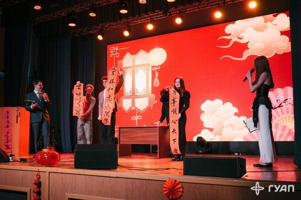 Мост культуры через две реки!