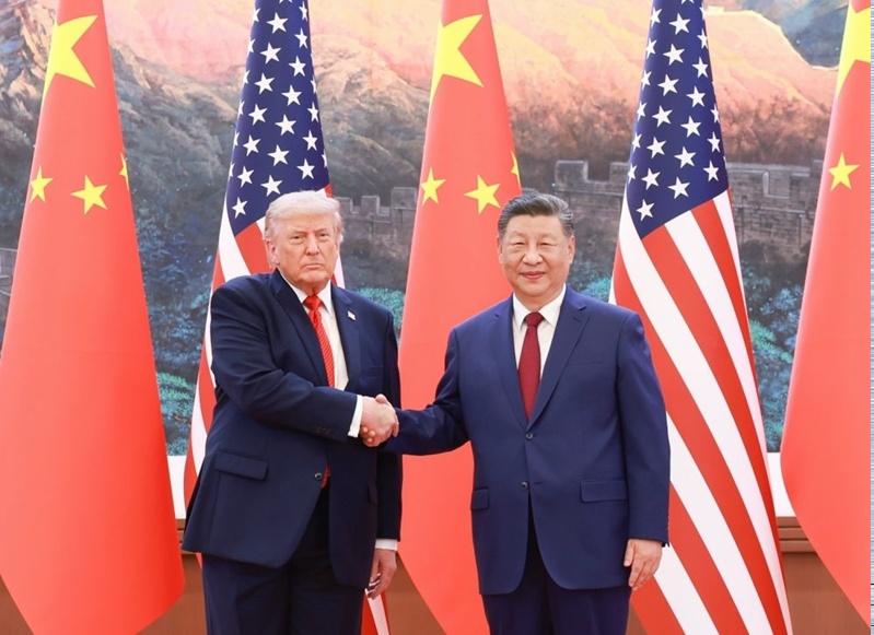 Си Цзиньпин на переговорах с президентом США Дональдом Трампом